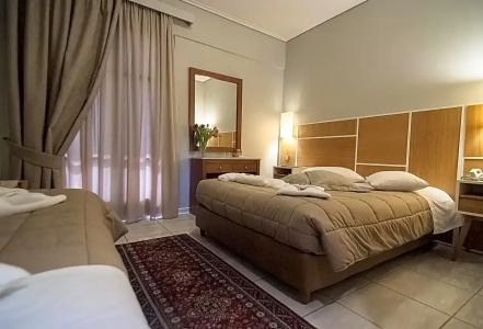 Fedriades Delphi - 80