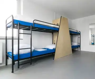 Via Suites - 11