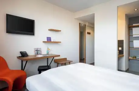 mainhaus StadtFrankfurt - 54