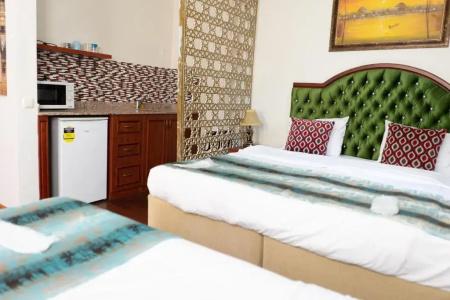 Atam & Suites - 210