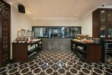 La Mejor & Sky Bar - 31