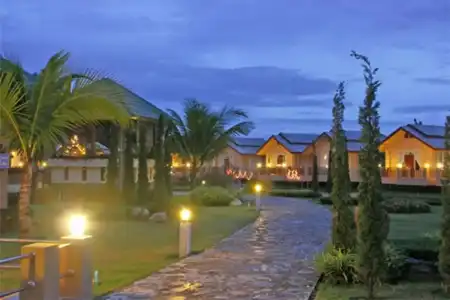 Maerim Whale Park Resort. - 13