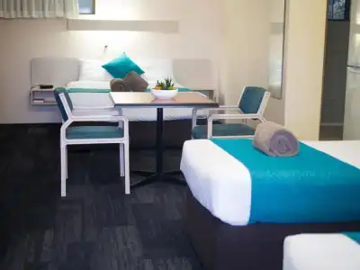Sunnybank Star & Apartments - 37