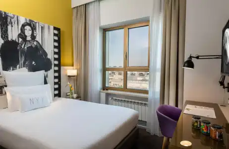 NYX Milan - 6