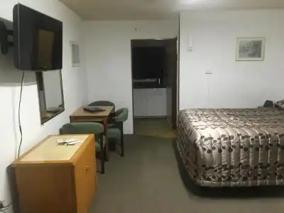New Haven Motel - 86