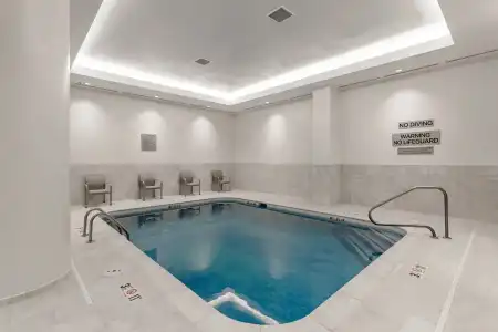 Courtyard by Marriott Easton-Columbus - 18