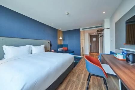 Holiday Inn Express Hangzhou Jiuzhou by IHG - 2
