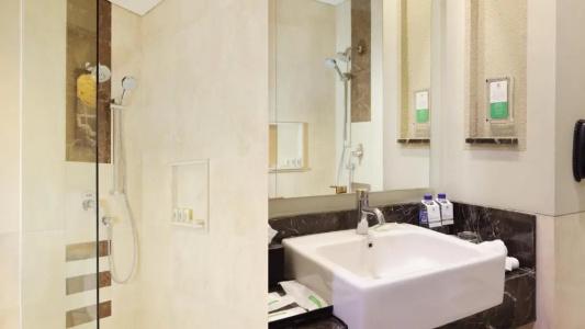 Holiday Inn Bandung Pasteur by IHG - 60