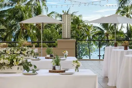Hyatt Regency Waikiki Beach Resort & Spa - 21
