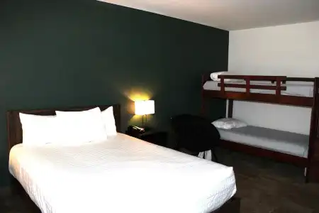 Boothill Inn and Suites - 5