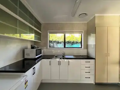 Beetham Park Motel - 41