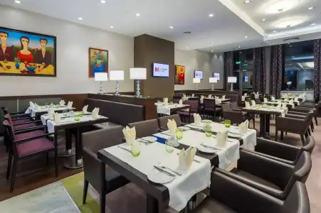 Holiday Inn Kyiv by IHG - 21