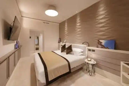Rhea Silvia Luxury Navona - 23