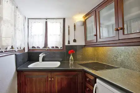 Alexander's Suites - 23