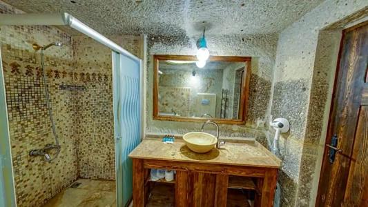 Elegance Cave Suites - 40