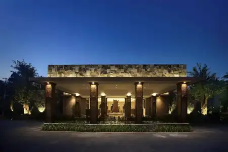 The Westlake & Resort Yogyakarta - 40