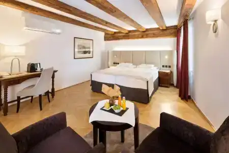 Radisson Blu Altstadt, - 55