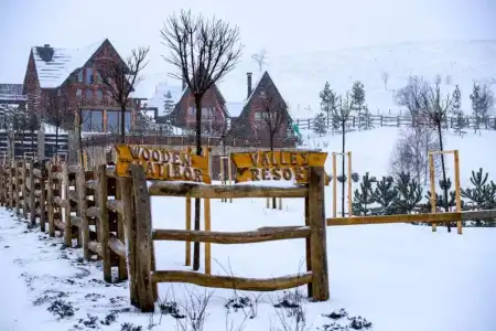 Wooden Valley Zlatibor Resort - 18