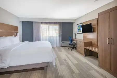 Holiday Inn Express San Diego Airport - Old Town by IHG - 68
