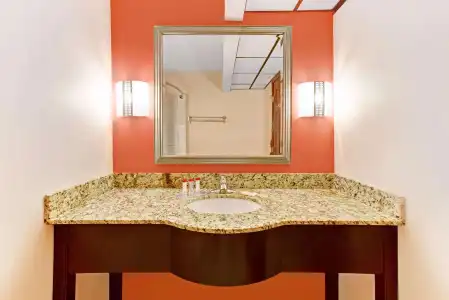 Ramada by Wyndham Murfreesboro - 7