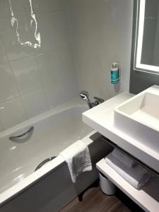Novotel Suites Clermont Ferrand Polydome - 99