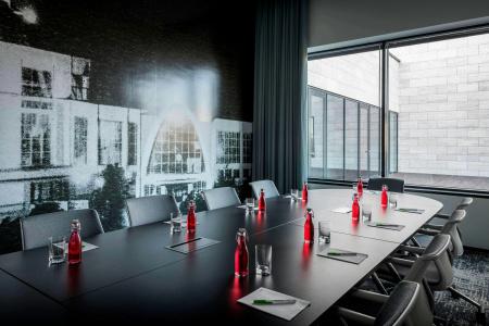 Courtyard by Marriott Brno - 24