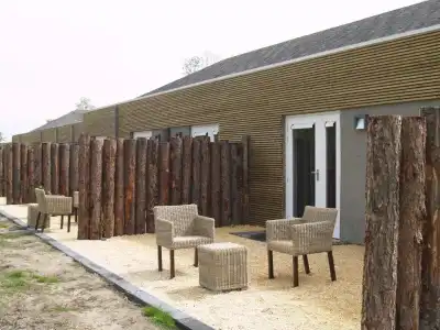 Fletcher LandgoedRenesse - 32