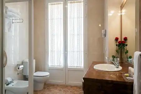 Adriano Boutique Sevilla - 78