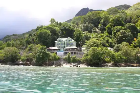 Treasure Cove & Restaurant - 12