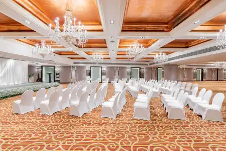 Holiday Inn BANGKOK SILOM by IHG - 19