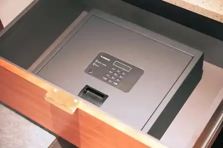 The Mark Grand - 70