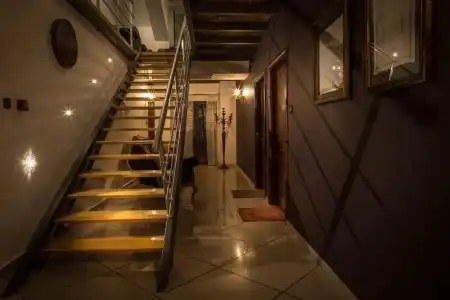 Atrium - 1