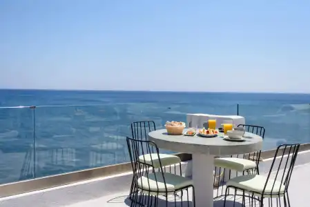 Sublime Villa & Caves - 5