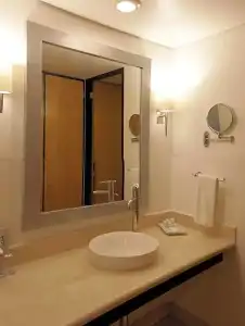 & Suites PF - 34