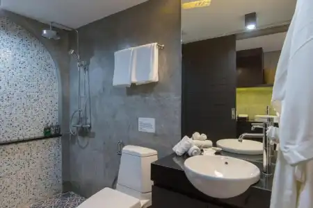 Patong Signature Boutique - 81
