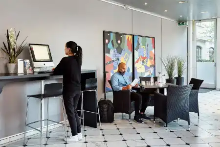 CABINN Express - 10