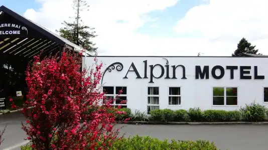 Alpin Motel & Conference Centre - 0