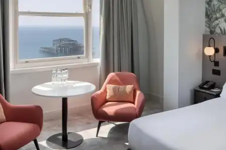 DoubleTree by Hilton Brighton Metropole - 55