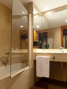 Best Western Premier CMC Girona - 51
