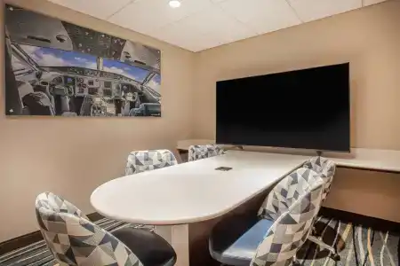 Wingate by Wyndham - Orlando International Airport - 14