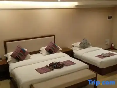 Highest Joints & Resort (Kunming Derun Center) - 48