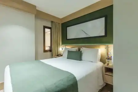 Cullinan Hplus Premium - 257