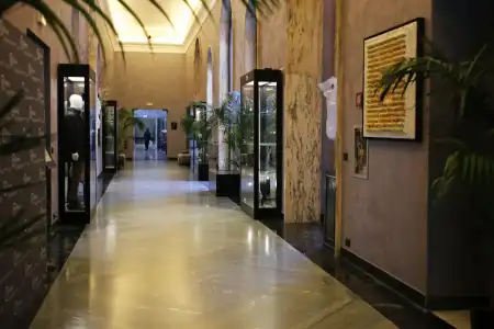 TH Roma - Carpegna Palace - 17