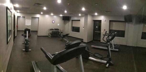 Holiday Inn Greensboro Coliseum by IHG - 15