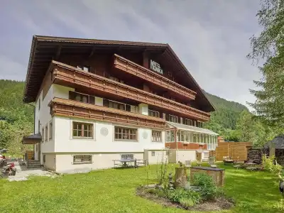 Monika & Montafon Chalets - 37