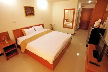 Rafael Mansion Bangkok Aiport - 14