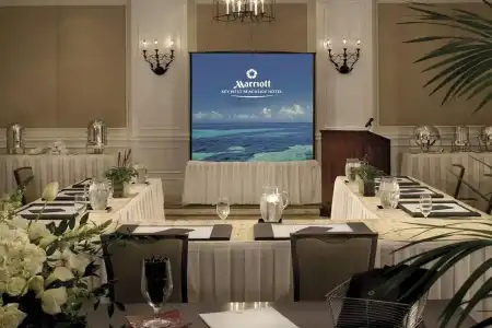 Beachside Resort & Residences - 26