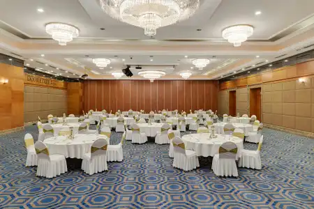 DoubleTree by Hilton Van - 22