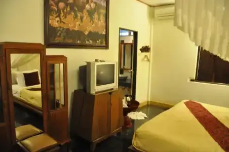 Ruean Thai - 125