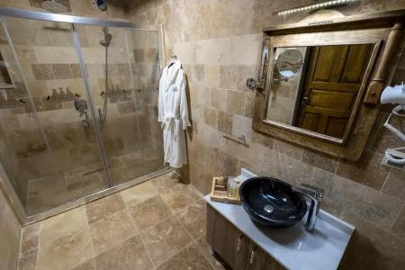 Underground Cave Suites - 73